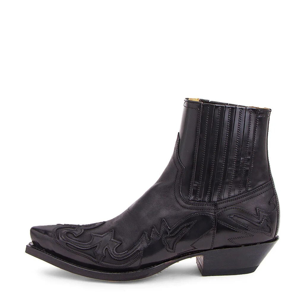 Men’s Vintage Cowboy Boots with Stitching