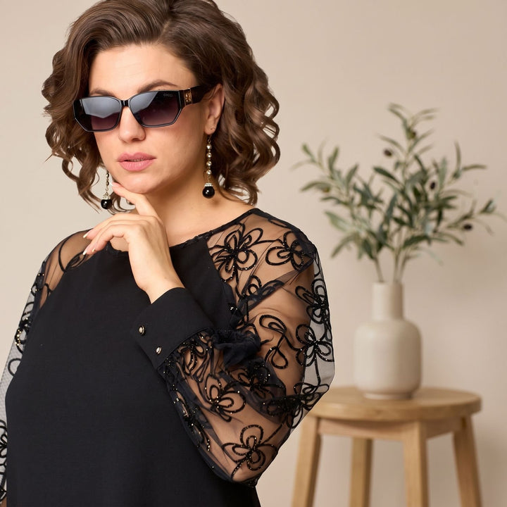 Women's A-Line Knee-Length Lace Sleeve Round-Neck Dress