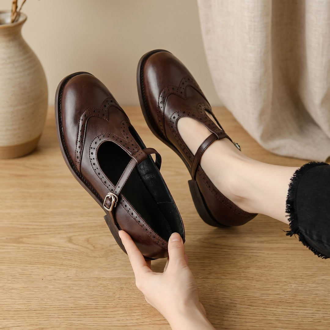 Women's Brogue T-Strap Buckle Mary Jane Shoes Low Block Heel - Brown