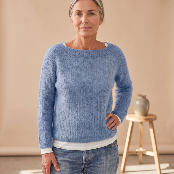 Women's Chunky Knit Pullover Sweater Relaxed Boat Neck - Light Blue