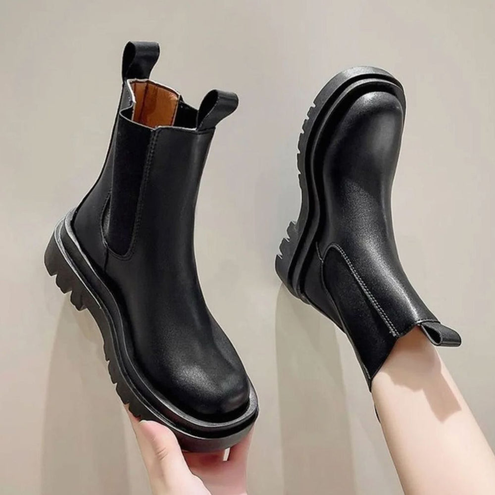 Women's Chunky Lug Sole Slip-On Chelsea Ankle Boots - Black
