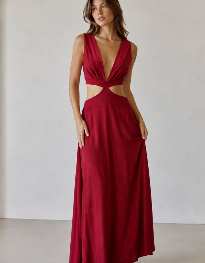 Women's Deep V-Neck Cutout Sleeveless A-Line Maxi Evening Dress - Red