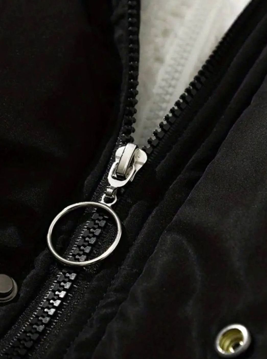 Women's Fleece-Lined Hooded Puffer Zip-Up Winter Jacket