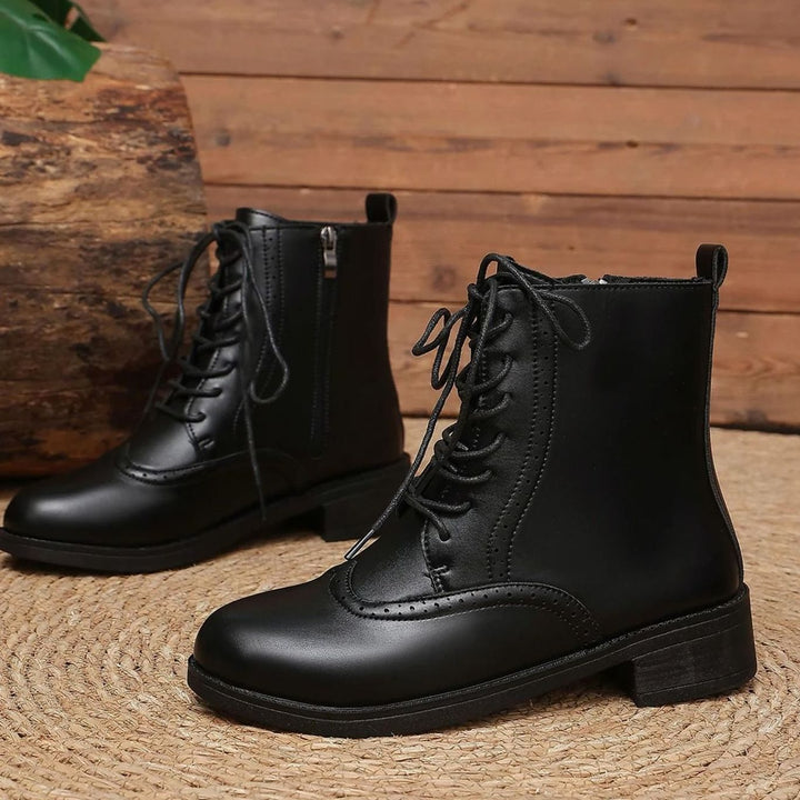 Women's Leather Lace-Up Chunky Heel Ankle Boots - Black