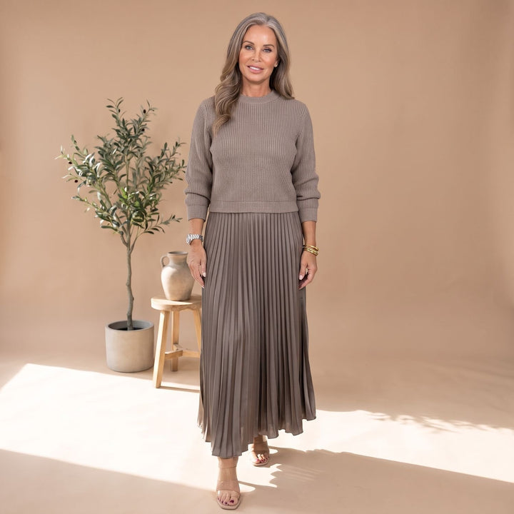 Women's Long-Sleeve Pleated Formal Maxi Dress - Gray