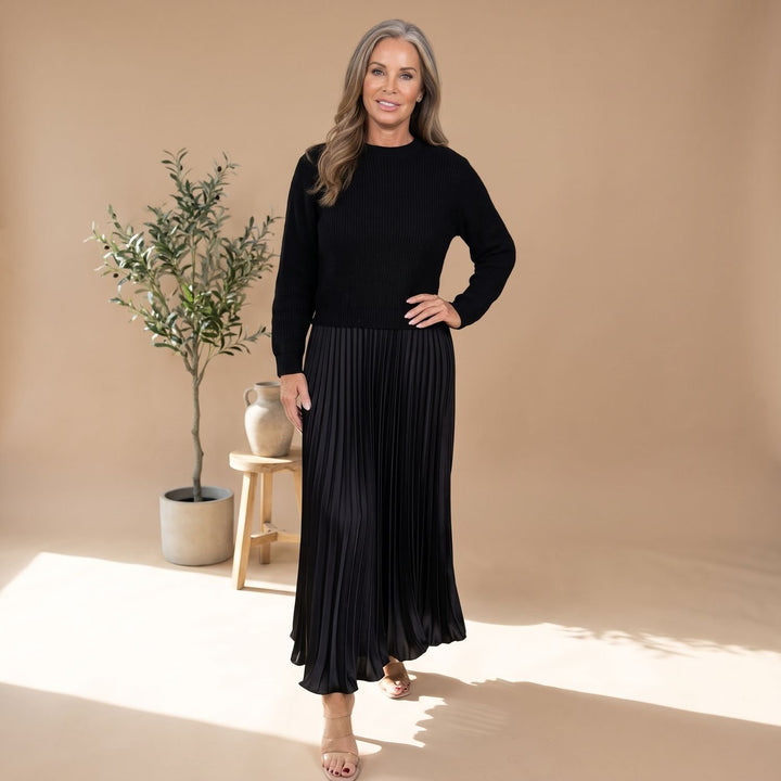 Women's Long-Sleeve Pleated Formal Maxi Dress - Black
