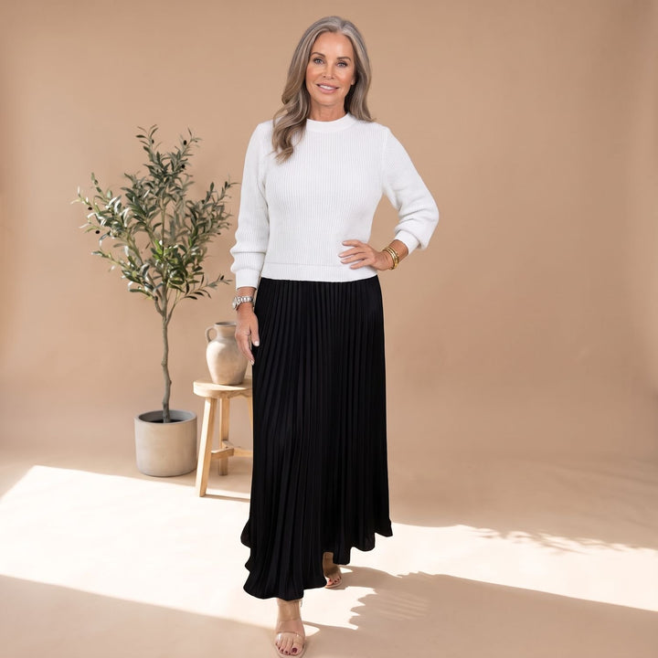 Women's Long-Sleeve Pleated Formal Maxi Dress - White/Black