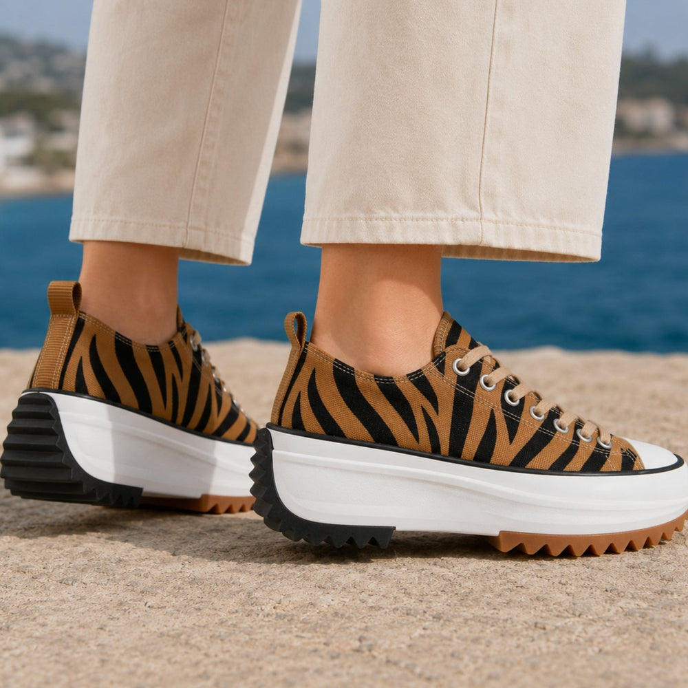 Women's Orthopedic Platform Lace-Up Low-Top Sneakers