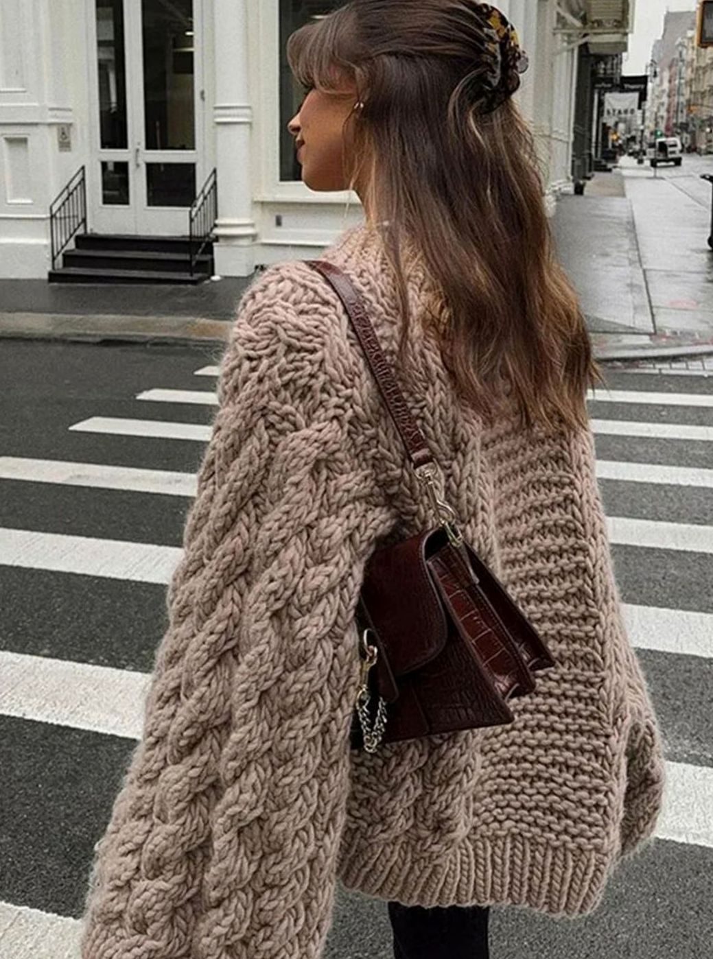 Women's Oversized Cable-Knit Chunky Crew Neck Sweater