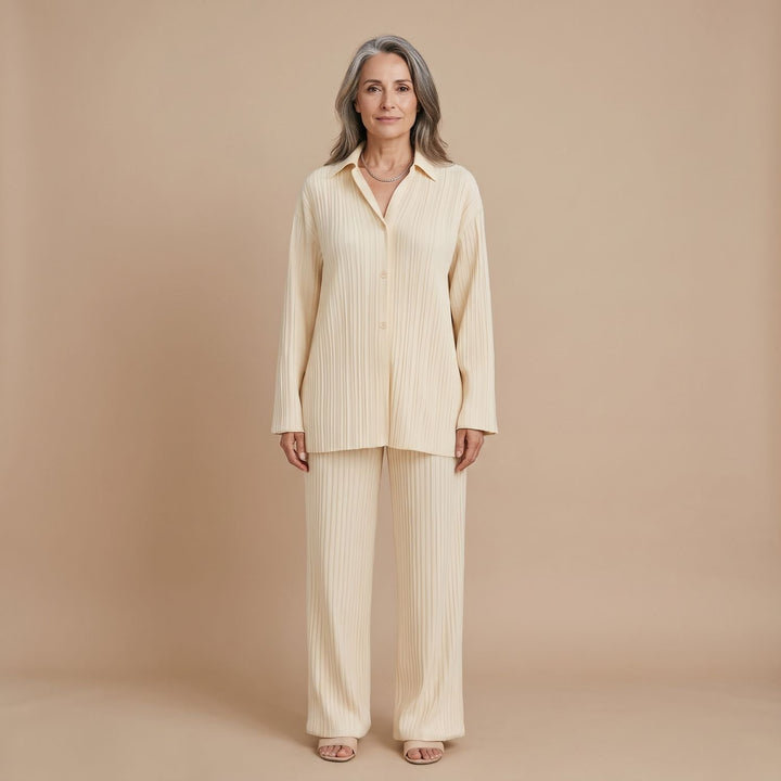 Women's Pleated Two-Piece Lounge Set Oversized Wide-Leg - Beige