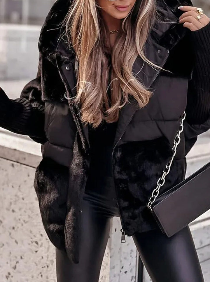 Women's Quilted Faux Fur Hooded Puffer Jacket - Black