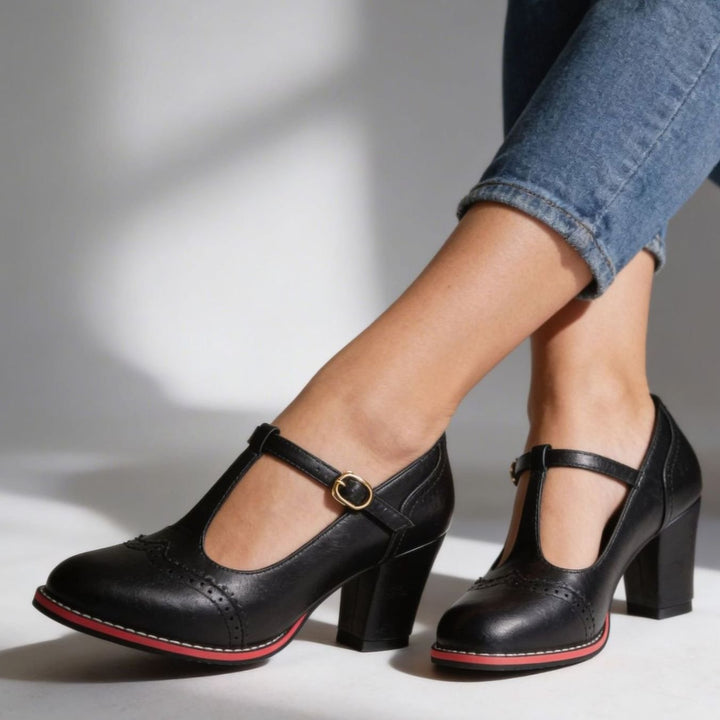Women's Retro Brogue T-Bar Block Heel Pumps, Black