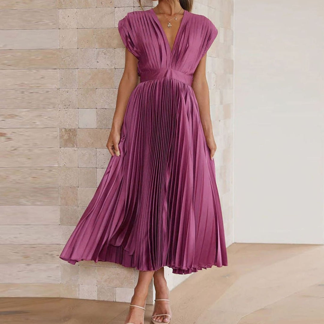 Women's Sleeveless Deep V-Neck Pleated Midi Cocktail Dress - Purple