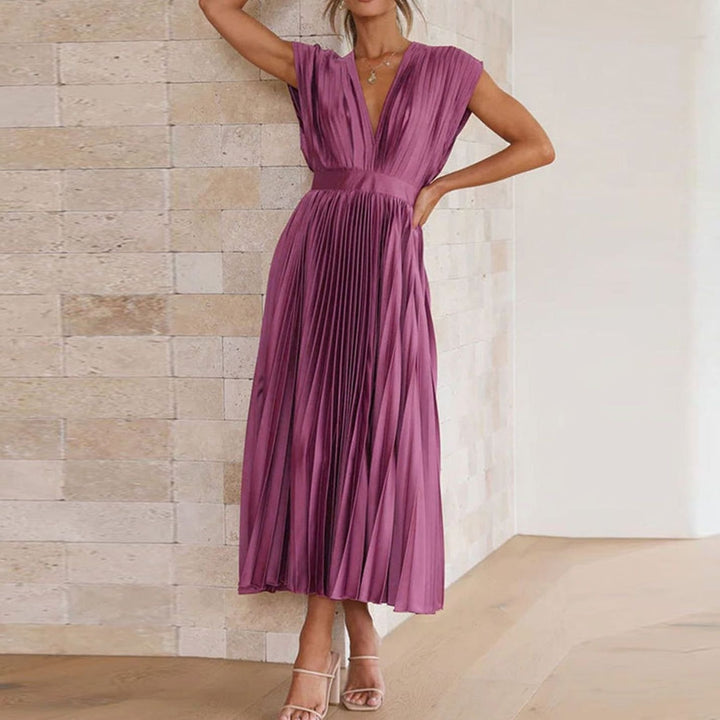 Women's Sleeveless Deep V-Neck Pleated Midi Cocktail Dress