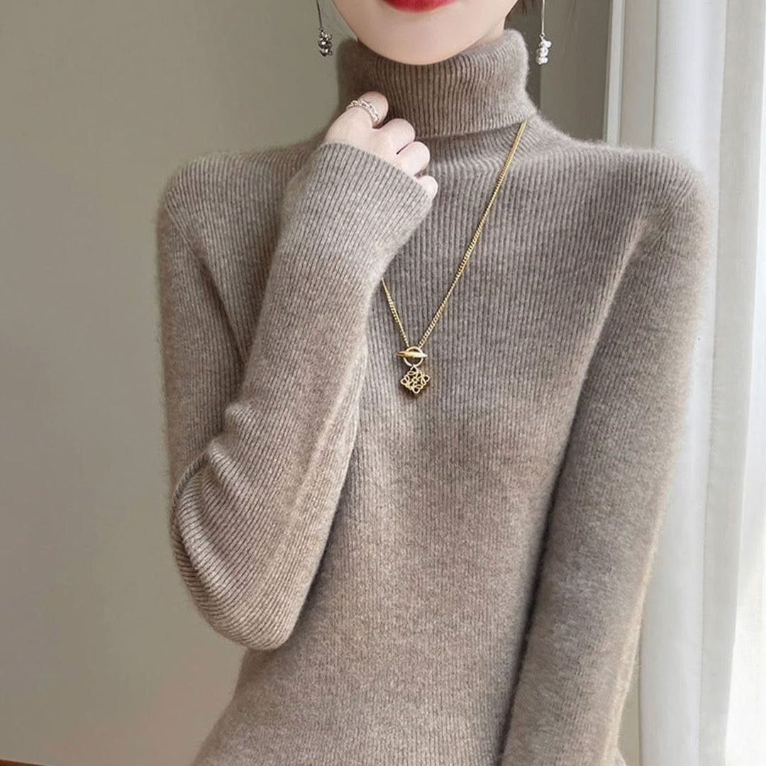 Women's Slim-Fit Ribbed Turtleneck Sweater - Suede Camel