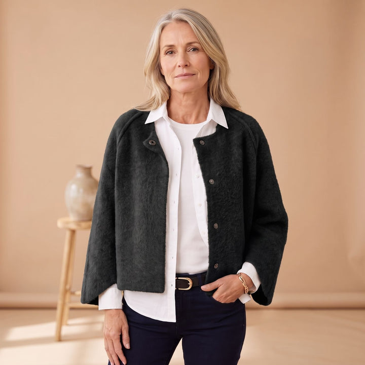 Women's Soft Fuzzy Snap-Button Cropped Wool Coat - Black