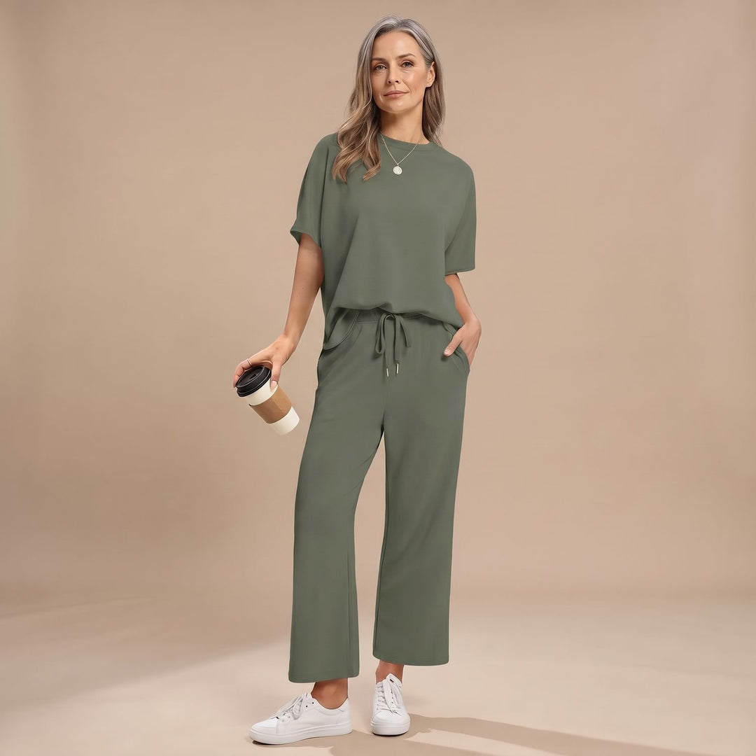 Women's Two Piece Set Short-Sleeve Crop Top Wide-Leg Pants - Green